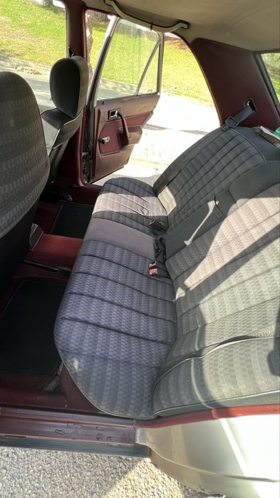 Mercedes 190D 1985 5V