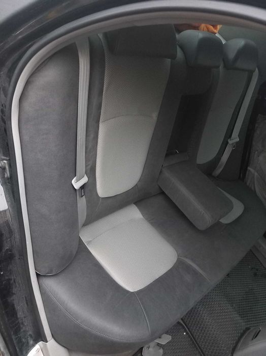 Ремонт сидіння авто перетяжка салона авто