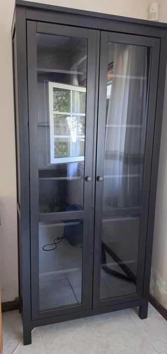 Armário louceiro Ikea Hemnes