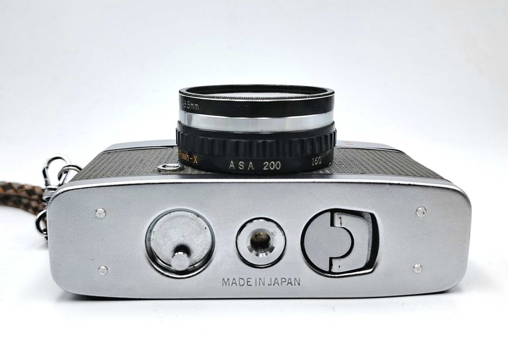 Плівкова камера Olympus Pen-EE