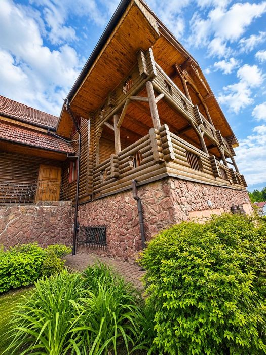 Продаж вілли у смт Східниця