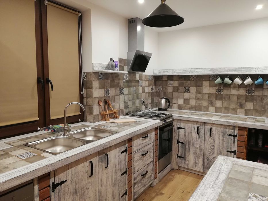 Domek całoroczny nad jeziorem  z balia wynajem- Wolny termin  styczeń