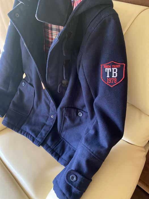 Sobretudo rapaz 13-14 anos Tiffosi