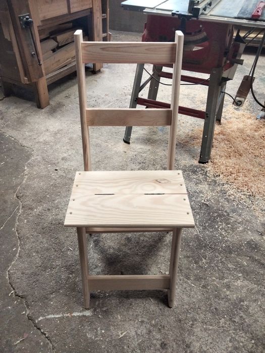 Cadeira e Escadote64409144485635120