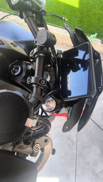 MT 09 2025 black
