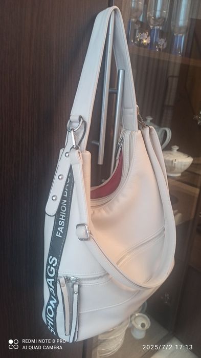 Школьная сумка вместительная