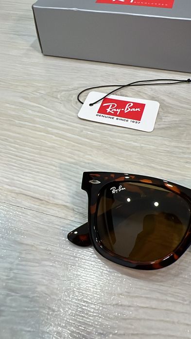 Oculos de sol Rayban wayfarer tartaruga  novos Entrego em mãos em Odivelas e envio Pelos correios