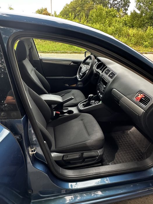 VOLKSWAGEN JETTA 2014 VIN 3VWD17AJ6FM241806 фото оголошення 5 з 6