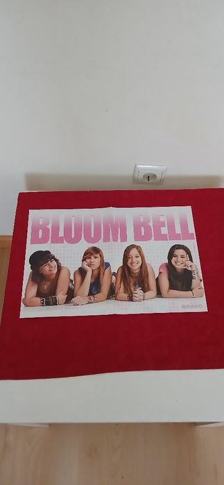 Poster Bloom Bell
