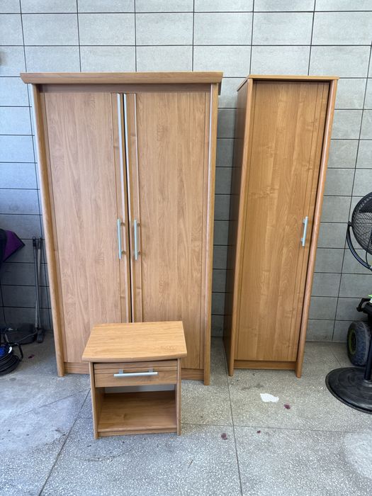 Meble pokojowe szafa łóżko lustro