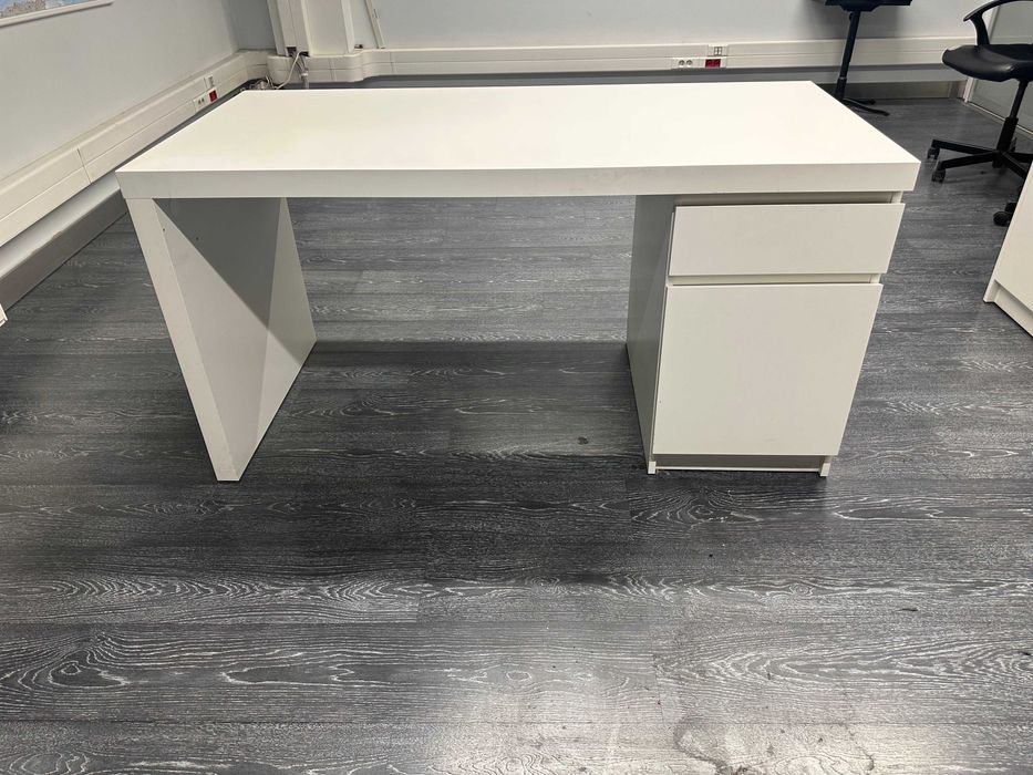 Biurko białe Biurko czarne Używane Ikea Malm