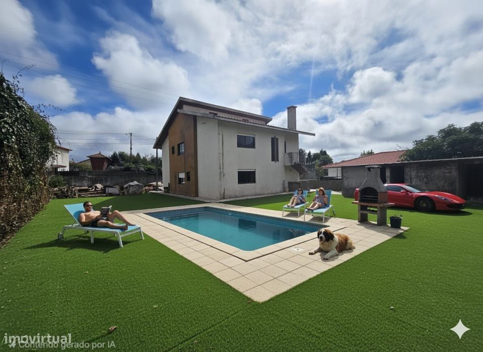 Moradia ou duas casas com 2 800 m2 terreno Santa Maria Feira