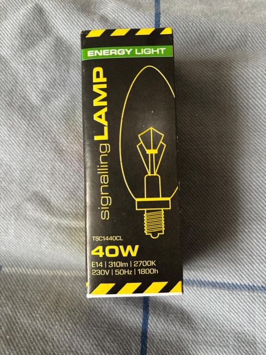 Żarówka świeczka mały gwint E14