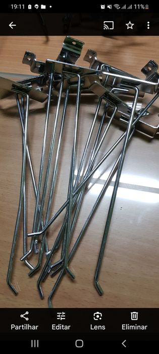 Ganchos para painéis de exposição