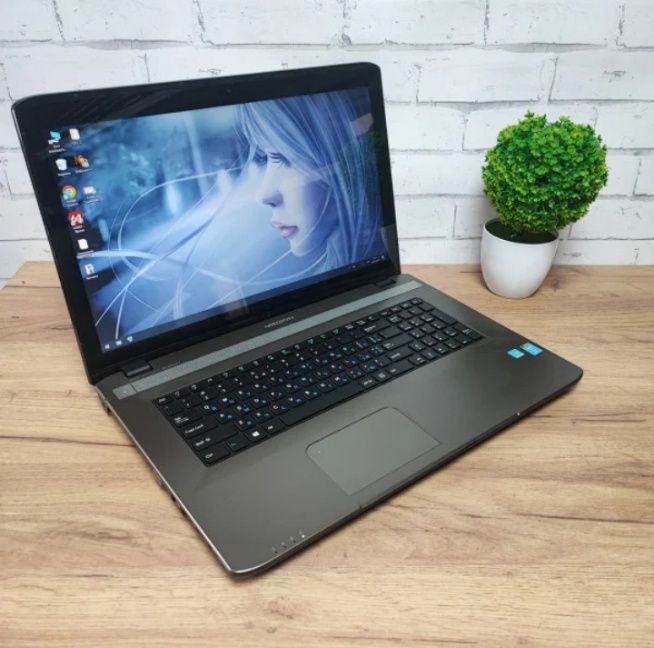 Немецкий Сенсорный Ноутбук Medion Akoya E7228Т  (17.3 дюйма)