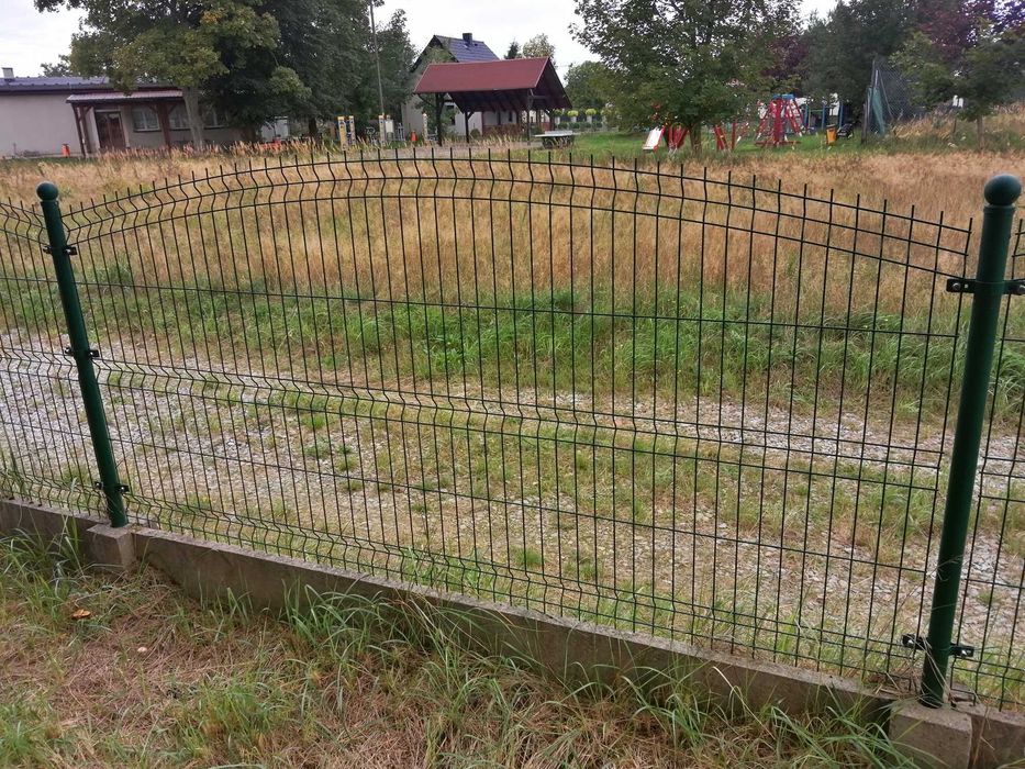 Kompletne ogrodzenie panelowe używane