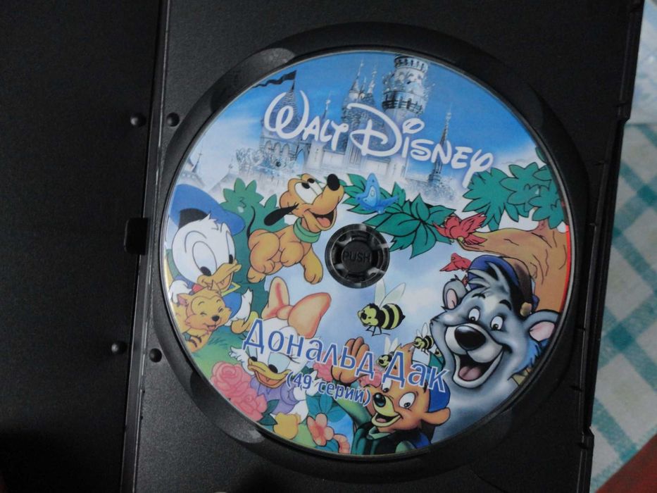 Дональд Дак  Уолт Дісней  2  DVD  одним лотом.