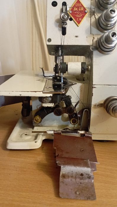 Оверлок FN2-7D, тринитковий: 2 500 грн. - Швейные машины и