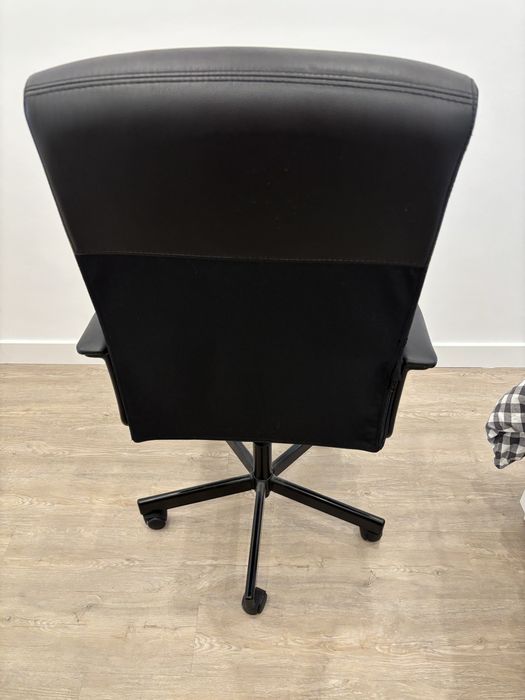 Cadeira de escritório ajustável