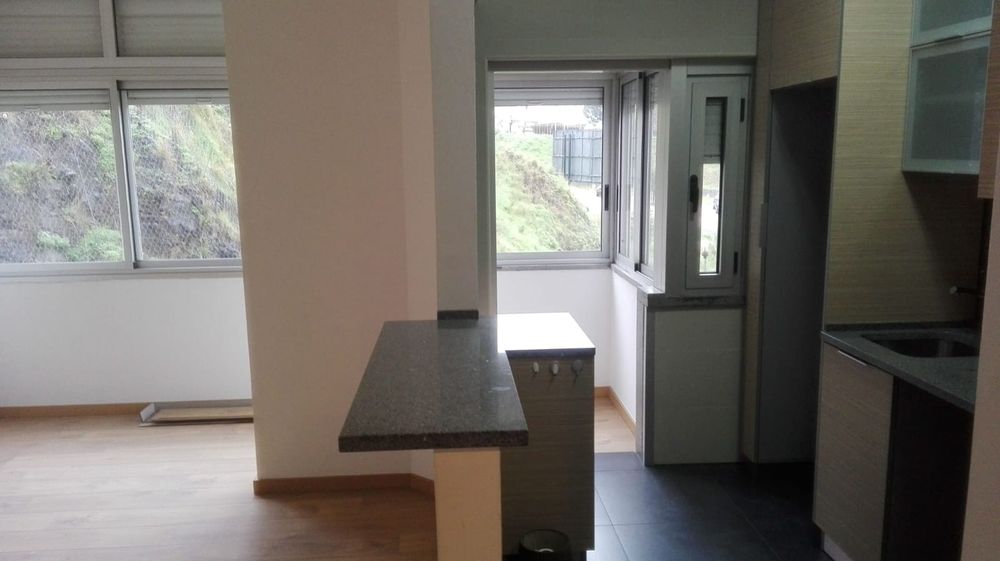 Alugar  T1 Remodelado  em Bom Dias