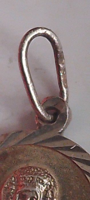 Sprzed stary medalik