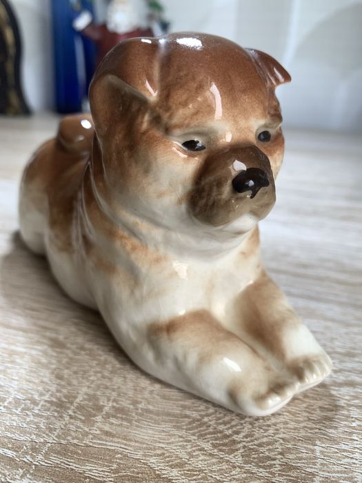 Figurka psa porcelanowa Łomonosow