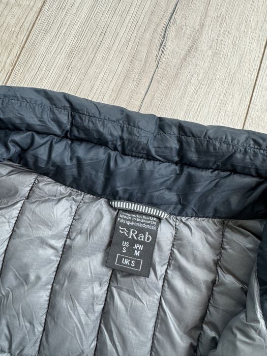 Мікро пухова жилетка Rab