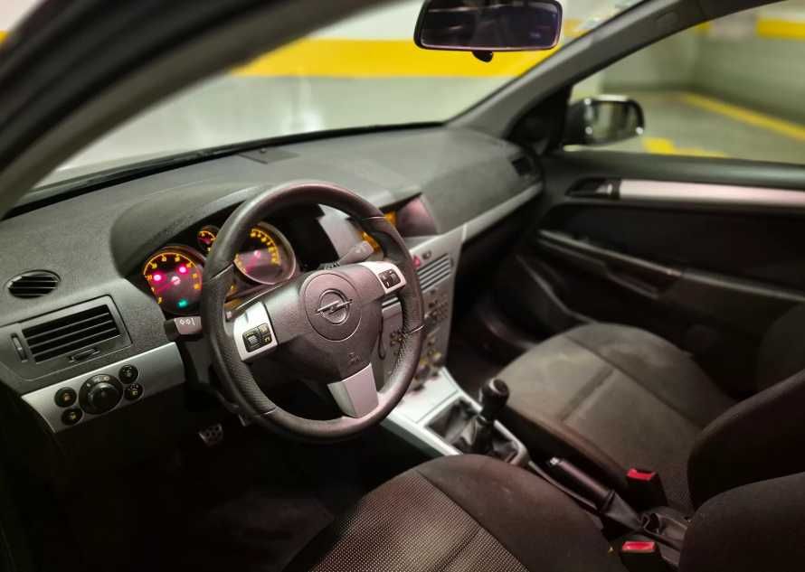 Opel Astra Caravan 1.4