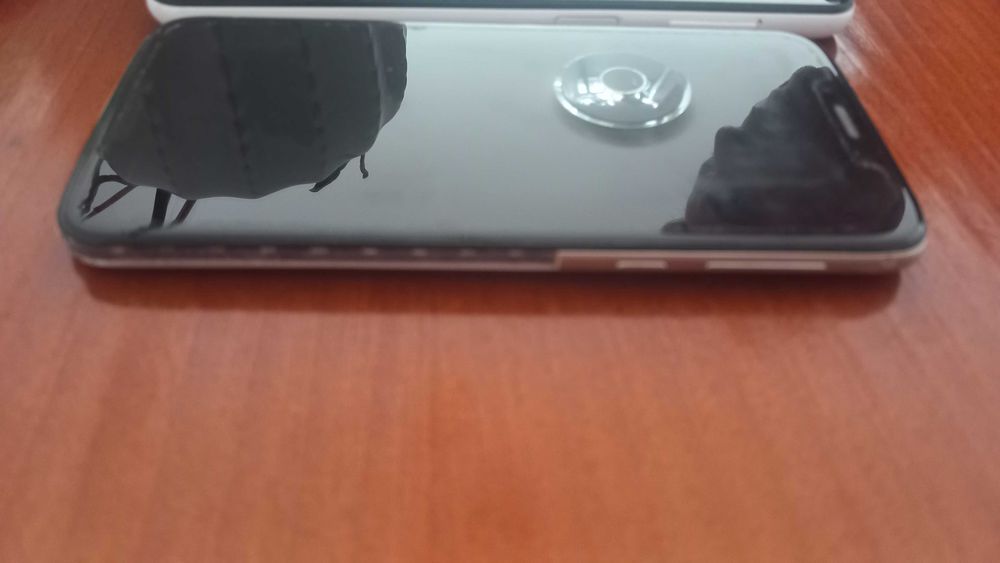 Motorola Moto G7 - Sucata / Peças (Ecrãe e bom estado))