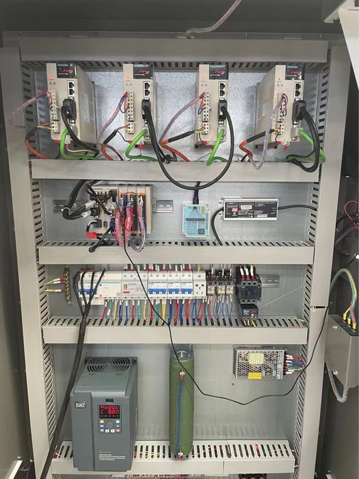 Fresadora CNC Router Fresa 2100.3100mm Troca automática 9kw