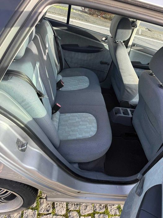 Skoda Fabia 1.4 ano 2002