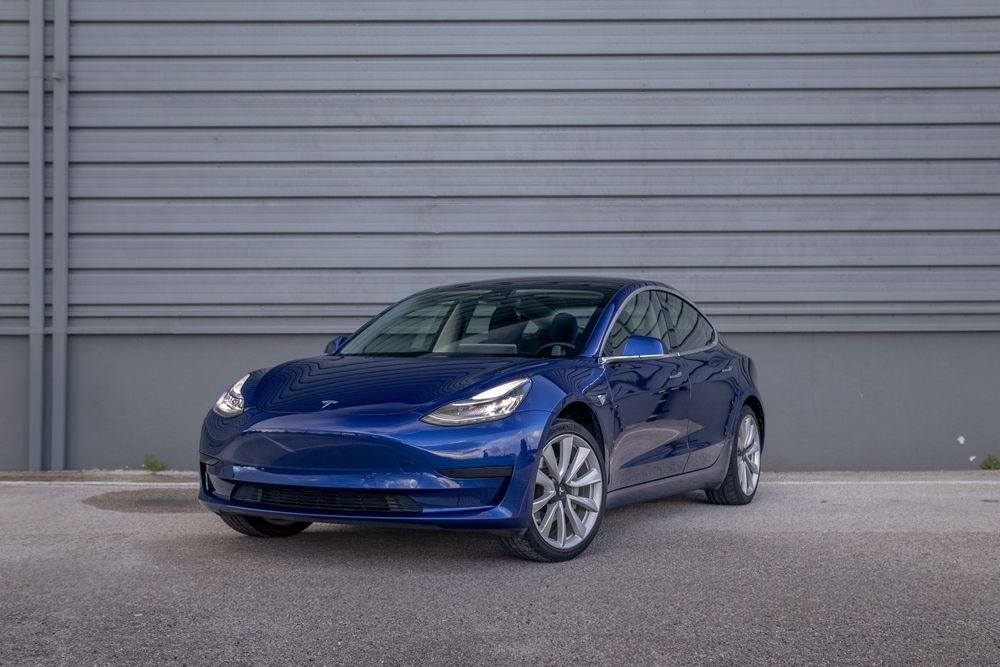 Tesla Model 3 Standard Range Plus RWD