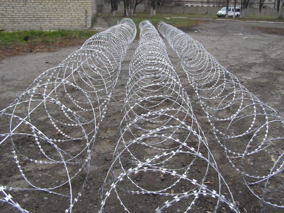 Колючий дріт ЄГОЗА