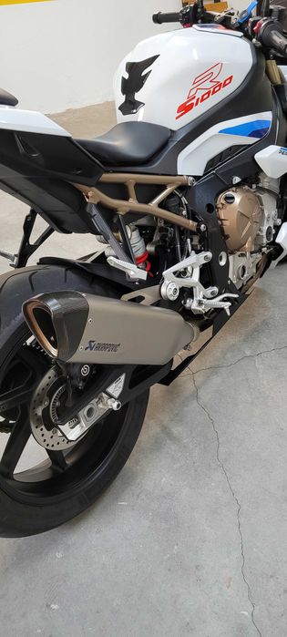 Bmw s 1000 r pack m