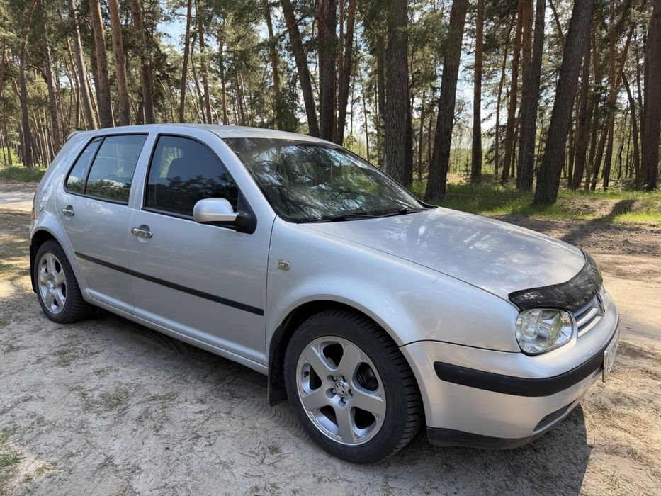 Продам Volkswagen Golf 4