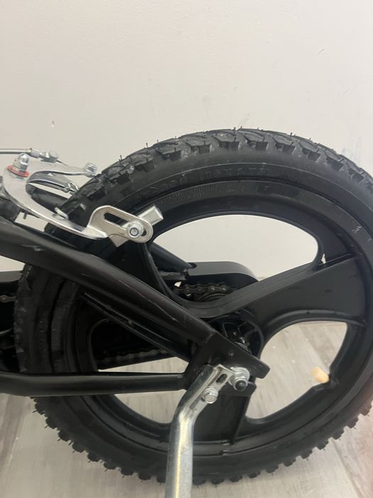 Bicicleta seminova de criança