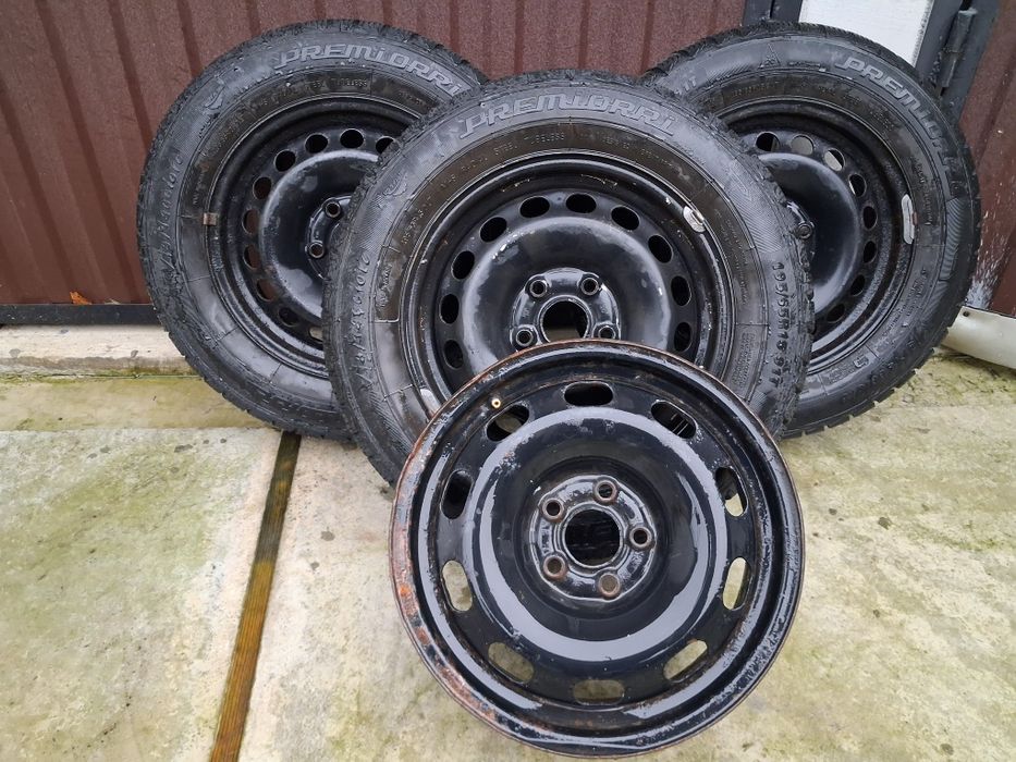 Продам шини 195/65 R15