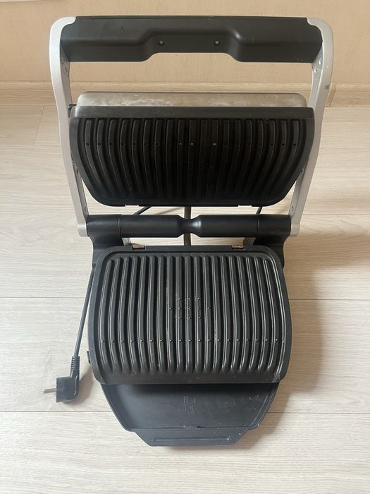 Гриль Tefal OptiGrill+ Initial – отличное состояние