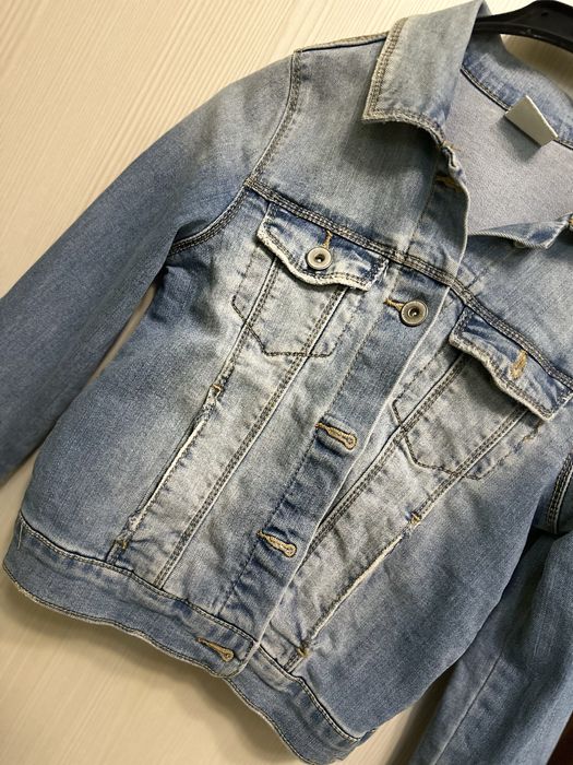 Джинсова куртка Zara р.7/8 років