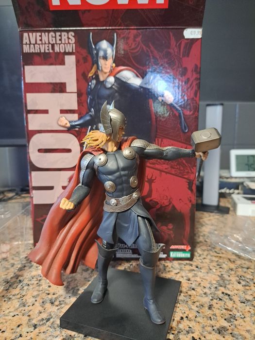Figura thor marvel