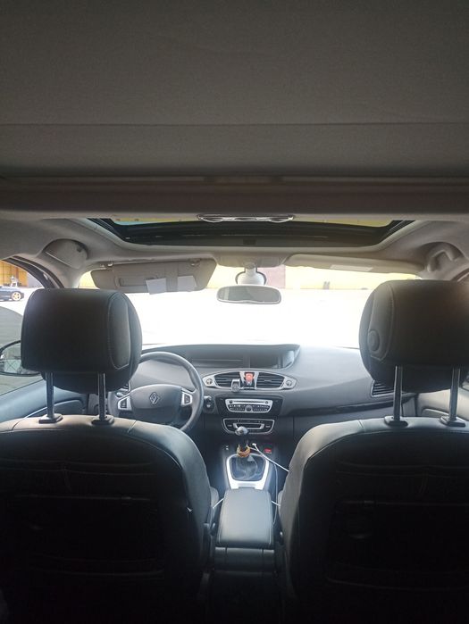 Renault Scenic 2011
