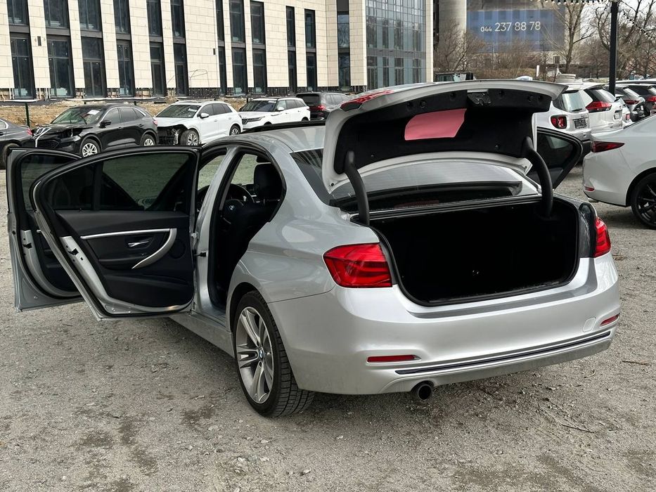 BMW 320i xDrive 2017 2.0 Turbo  AWD