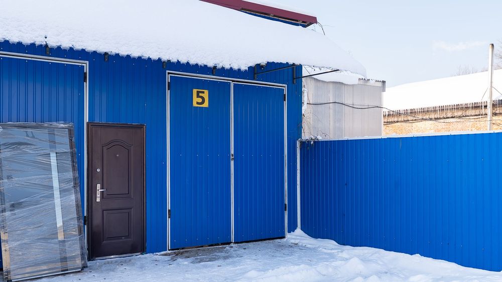 Продаж фасадне приміщення магазин склад 103,6 м2 вул. Довженко ремонт