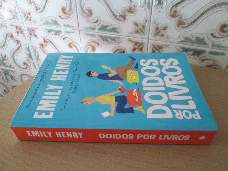 Doidos por Livros de Emily Henry