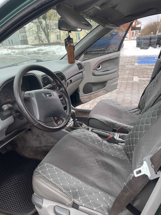 Volvo V40 1.8 Газ/бензин