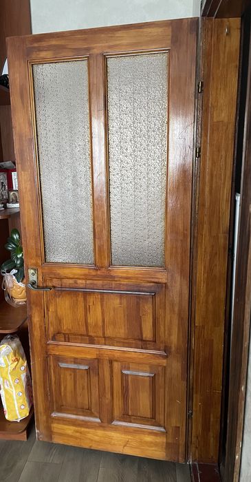 Продам двері міжкімнатні 2шт