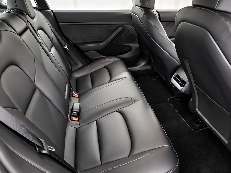 Tesla Model 3 Long Range  12/2021 Soh 90.6%