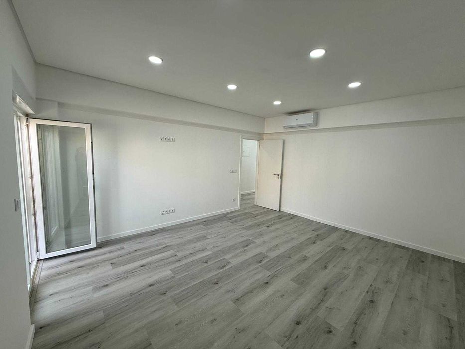 T3 Totalmente Remodelado com Vista Rio – Póvoa de Santa Iria