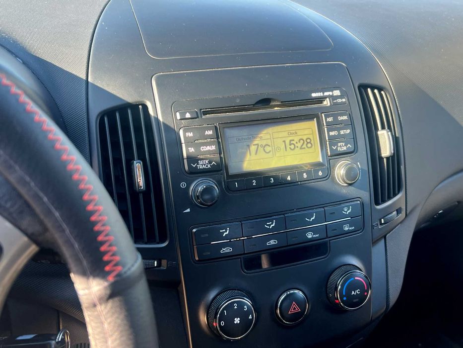 Hyundai i30 1.6 CRDI Blue