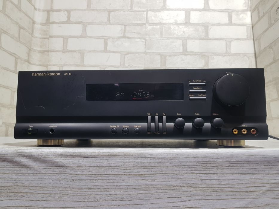 Стерео ресивер Harman Kardon AVR 10, б/у